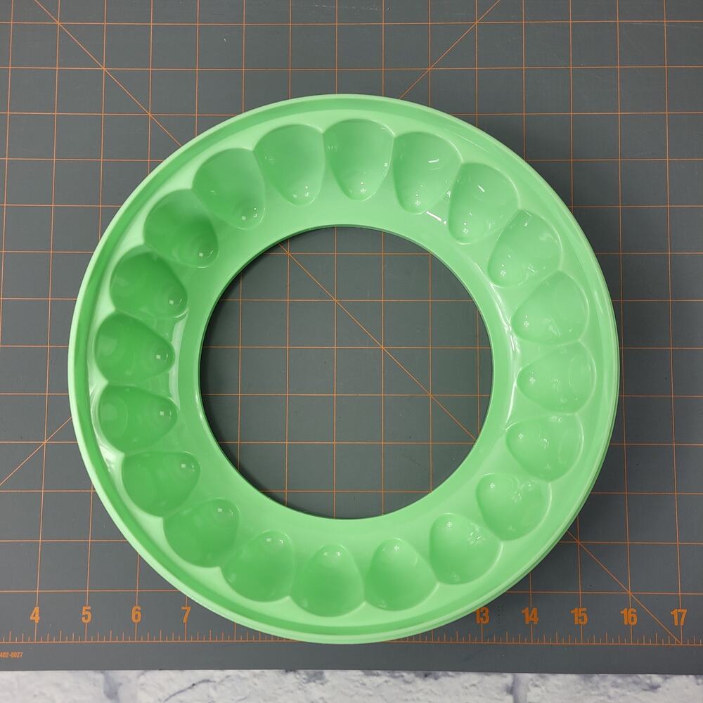 Vintage Tupperware Jel-Ring Salad Ice Mold 1202-1 NO LID OR BOOKLET - Picture 6 of 8